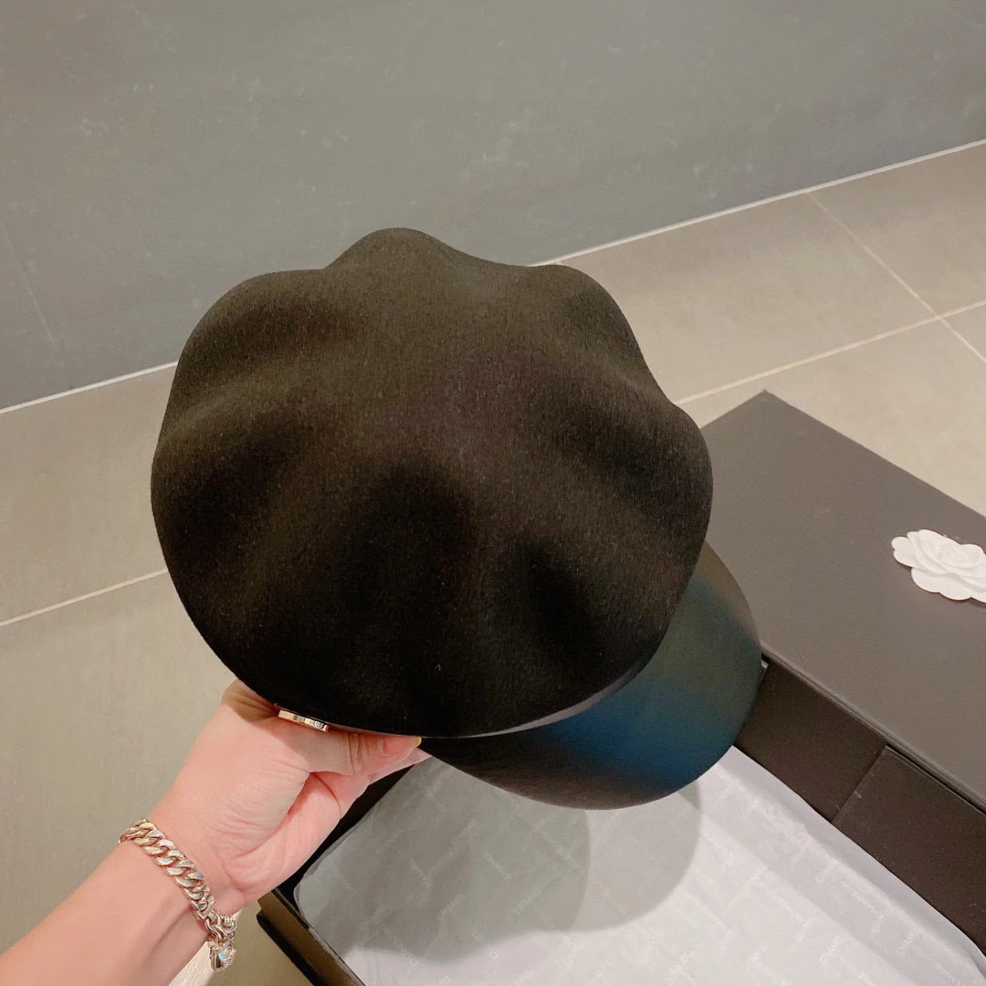 Шерстяная восьмиугольная бейсболка Gucci - черная