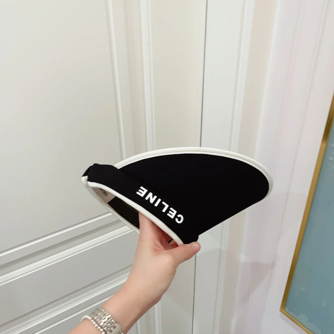 Celine - Стильный спортивный козырек