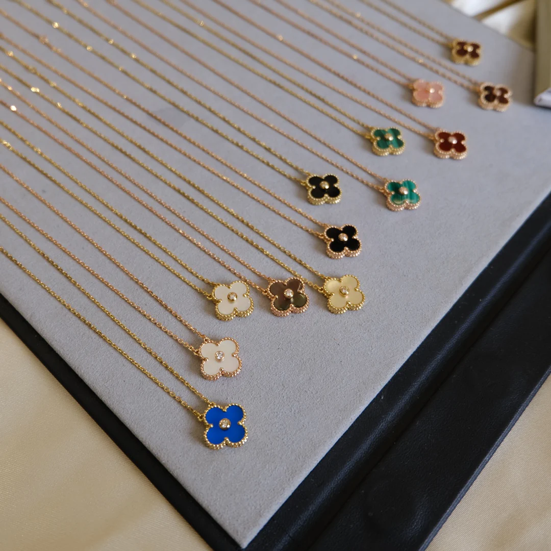 Van Vek - Колье 071