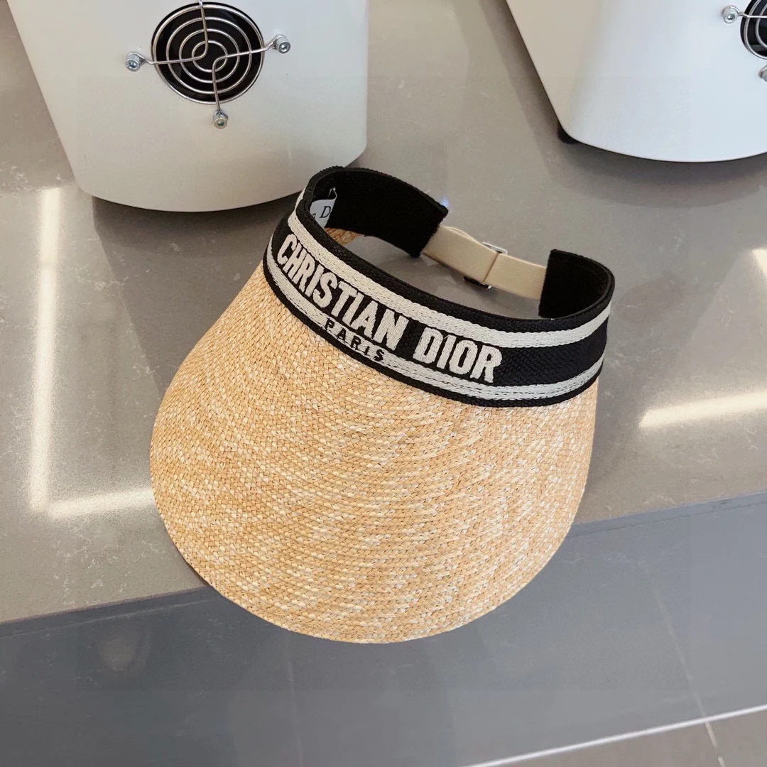 Солнцезащитная шляпа Dior ?Клубника? — черная