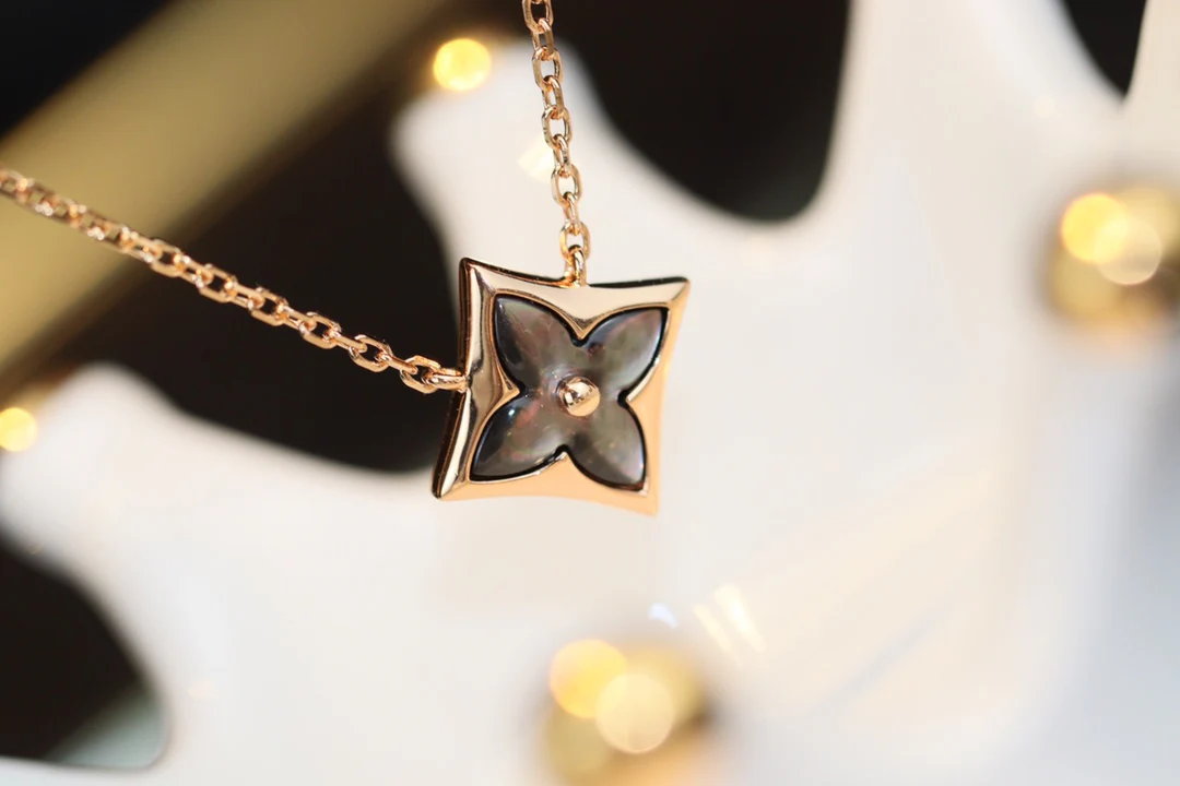 LV-Ожерелье 095