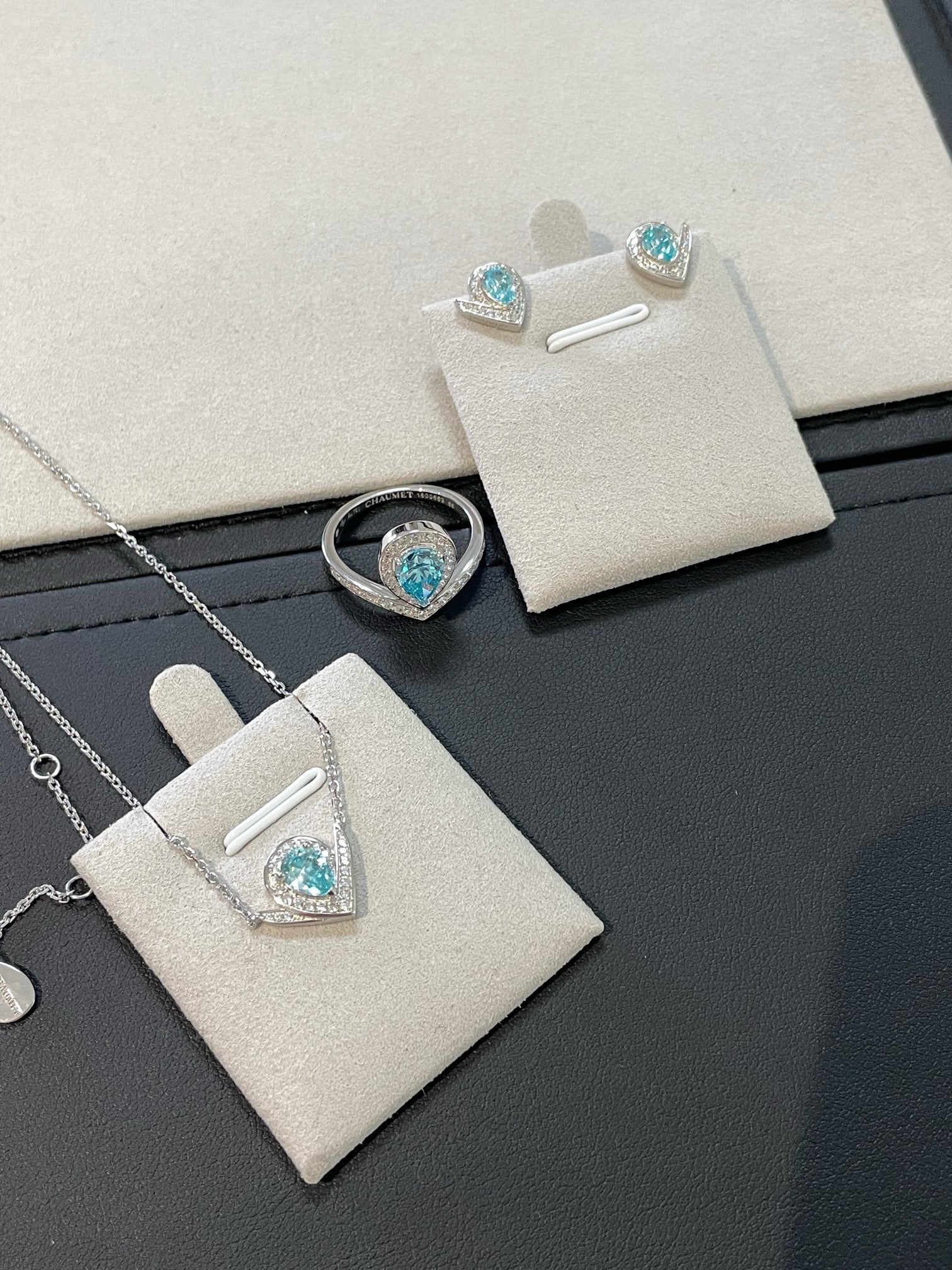 Серьги Chaumet 009