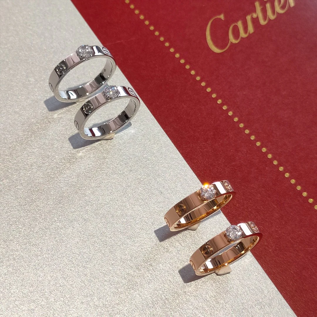 Кольцо Cartier Love Solitaire — розовое и белое золото