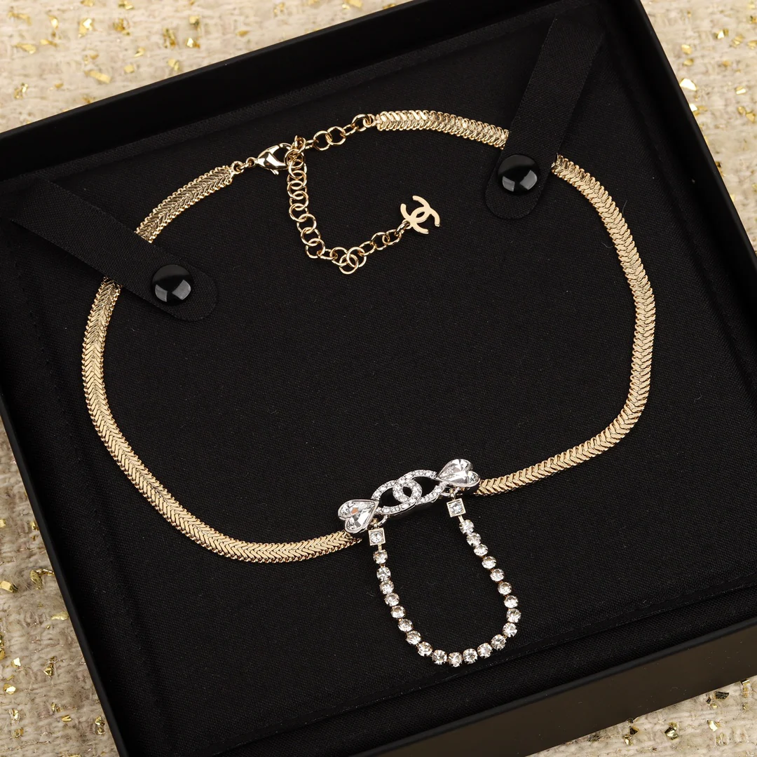 Chanel - Колье 356