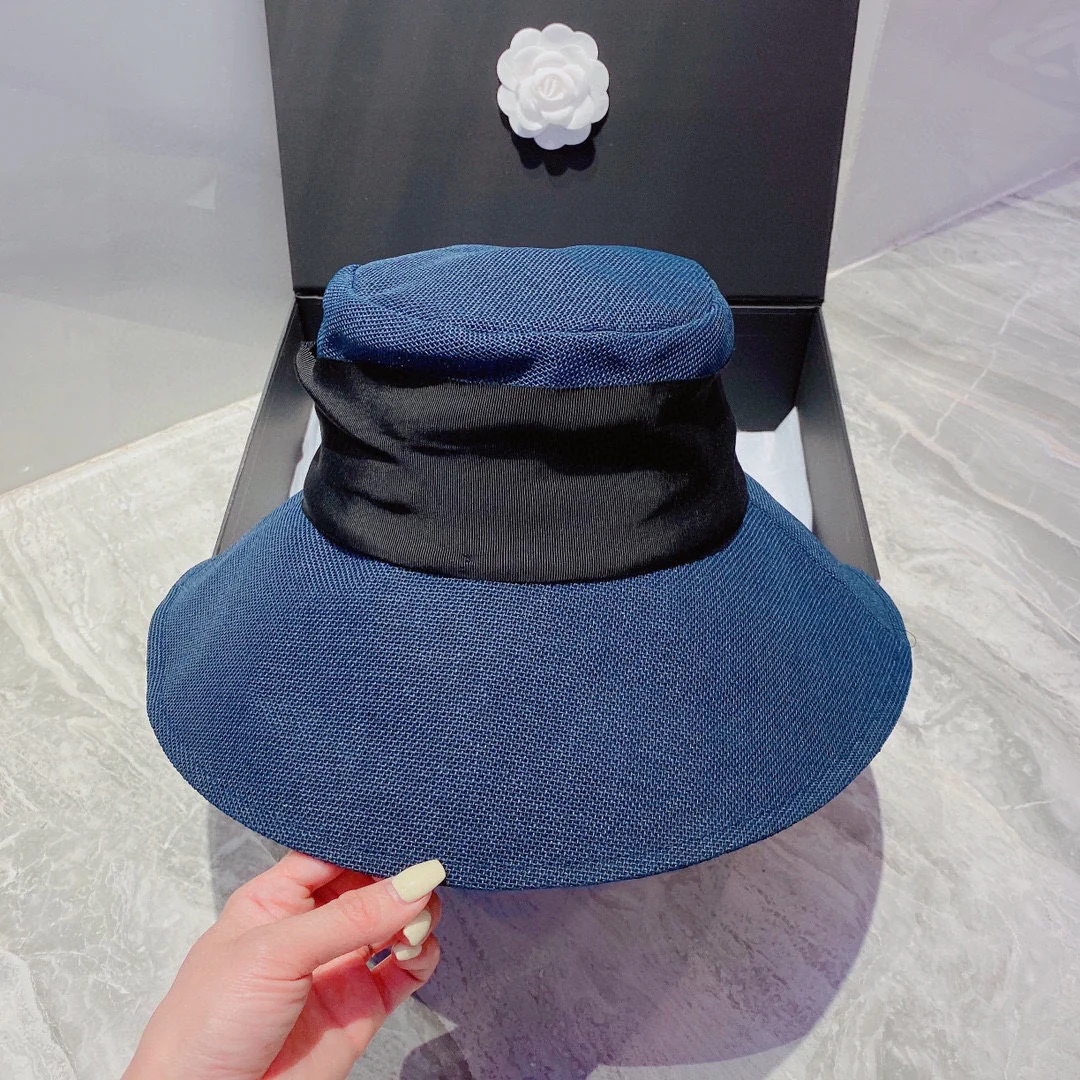 Chanel - Большая шляпа от солнца с бантом - 1