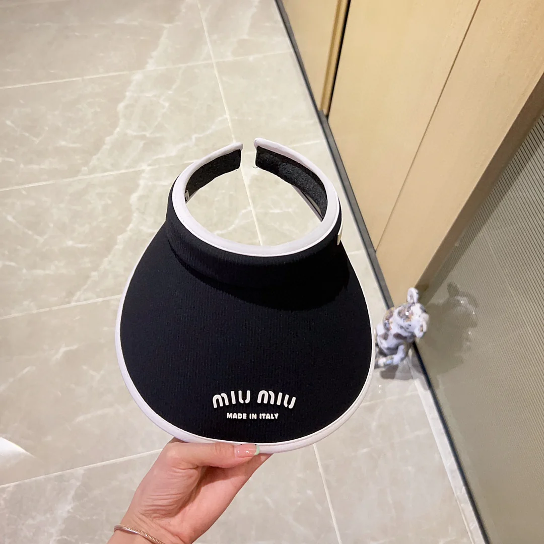 Новые поступления коллекции Miu Miu весна/лето 2023 - Козырек - Солнцезащитная шляпа - Черный - 1