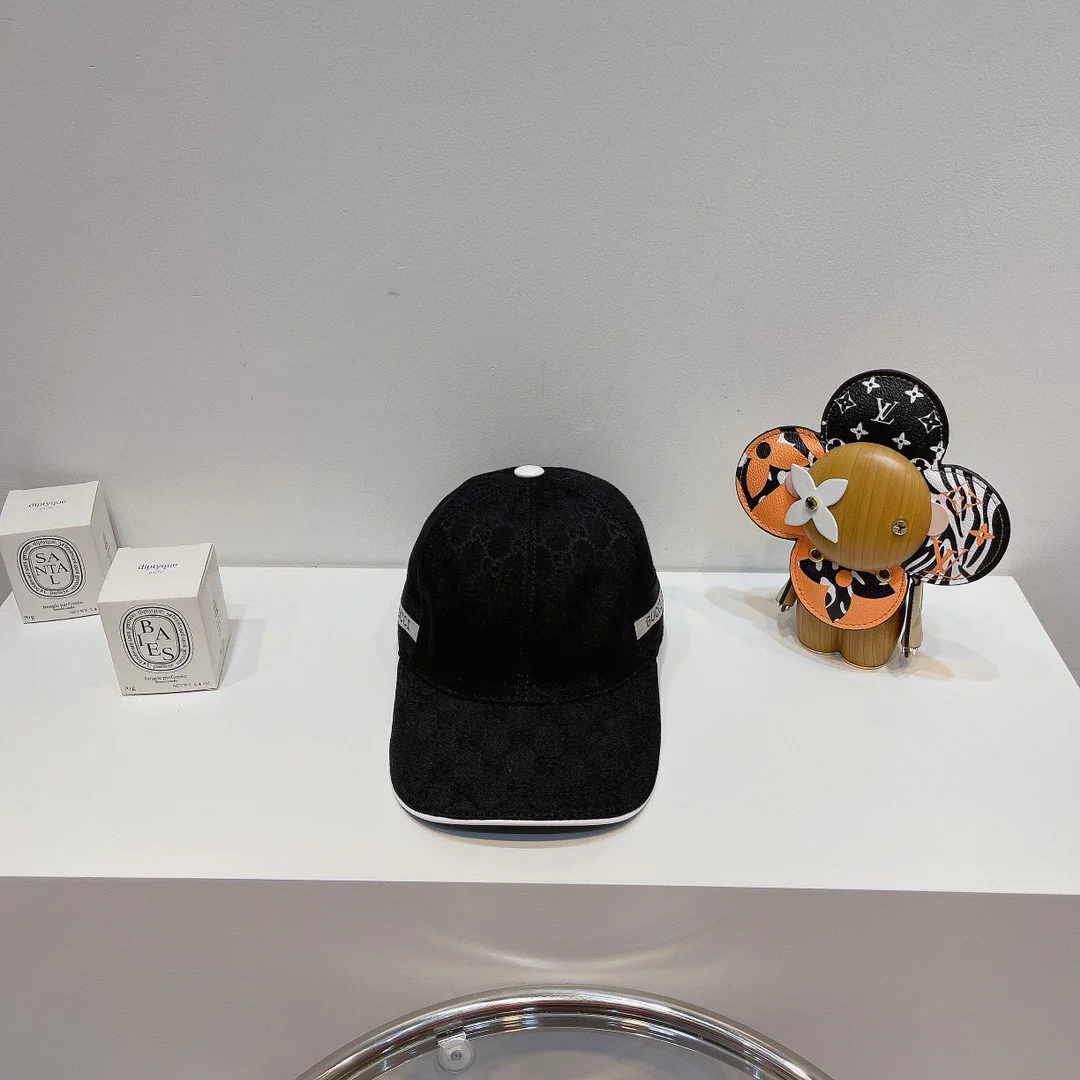 Gucci - Новая бейсболка с вышитой двойной буквой G - Черная