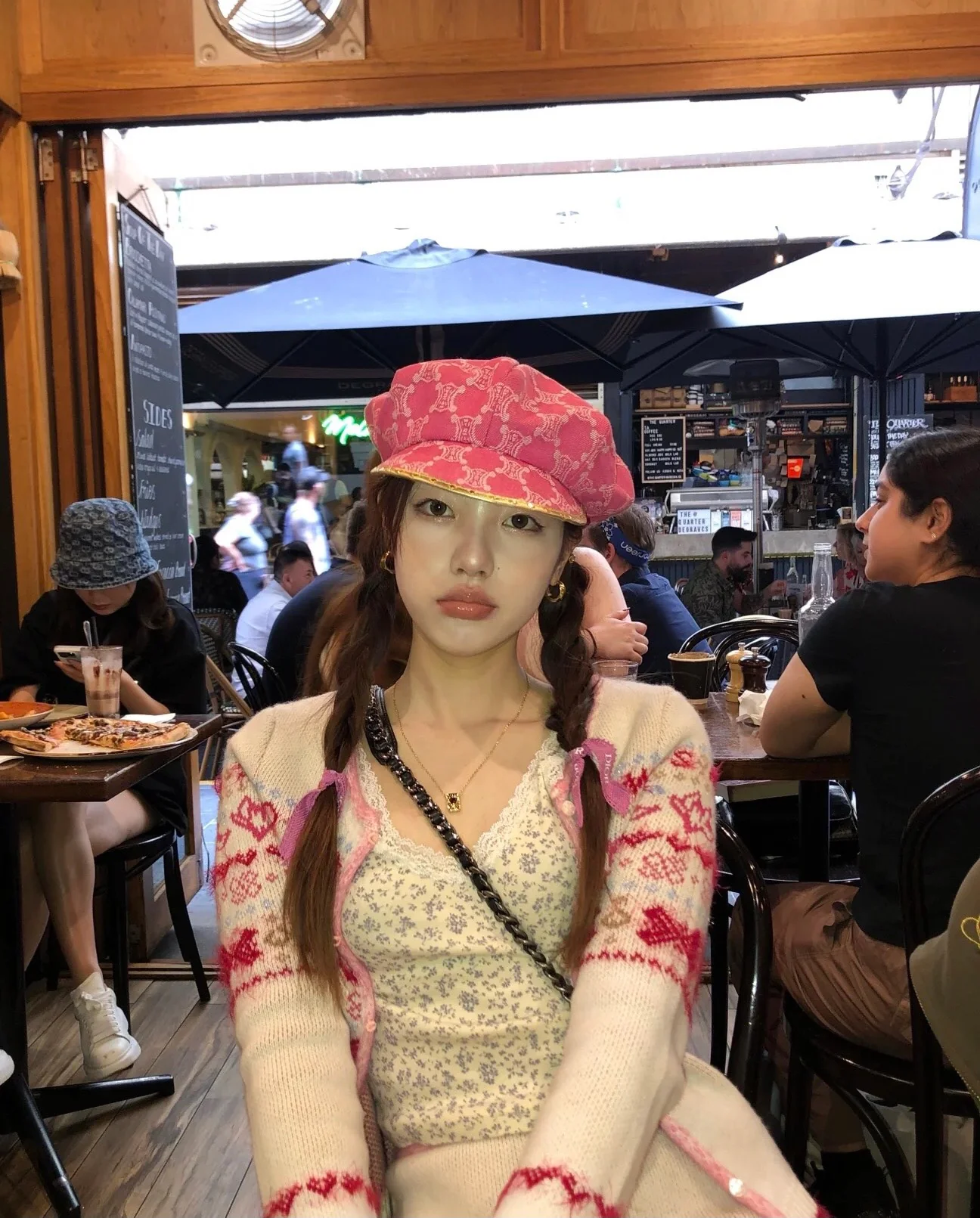 Celine - Новая шляпа художника с монограммой - Розовая