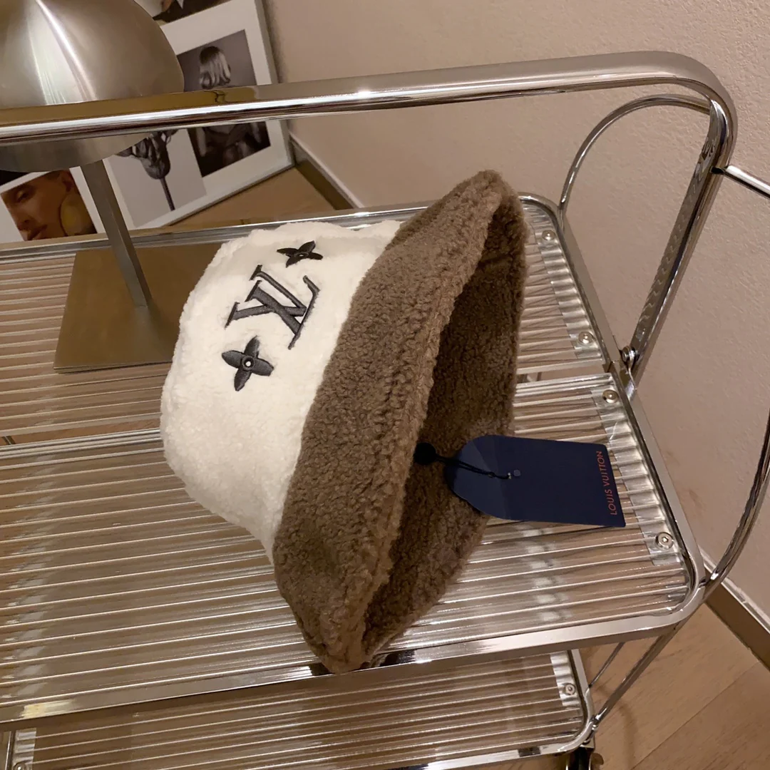 LV - Рыбацкая шляпа из овчины