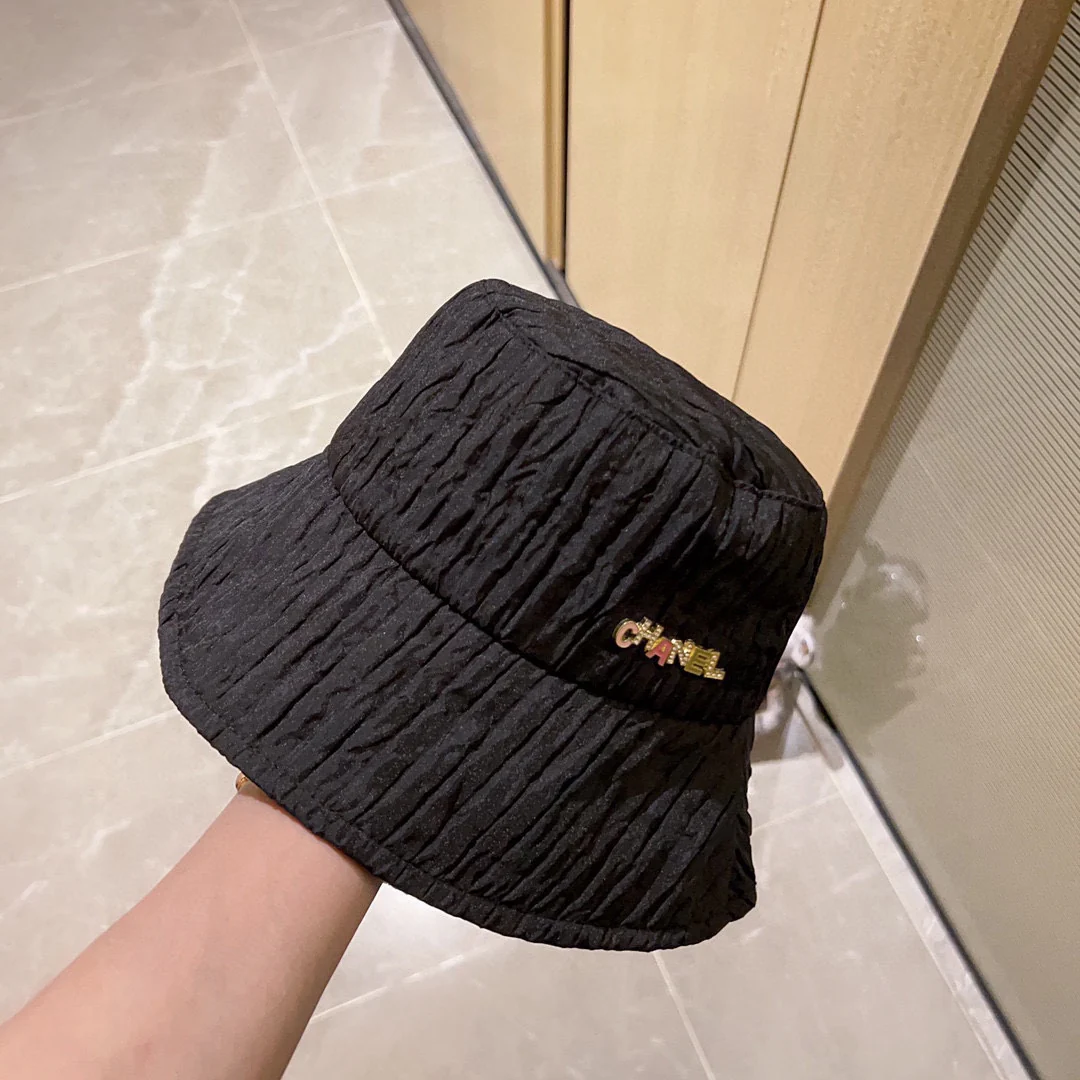 Новинка сезона весна/лето 2023 от Chanel - Мятая рыбацкая шляпа - Черная