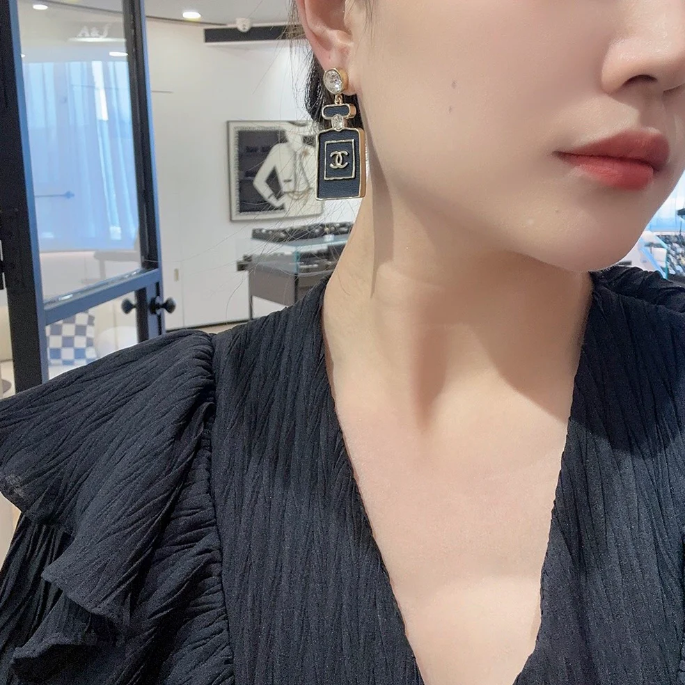 Серьги Chanel 750