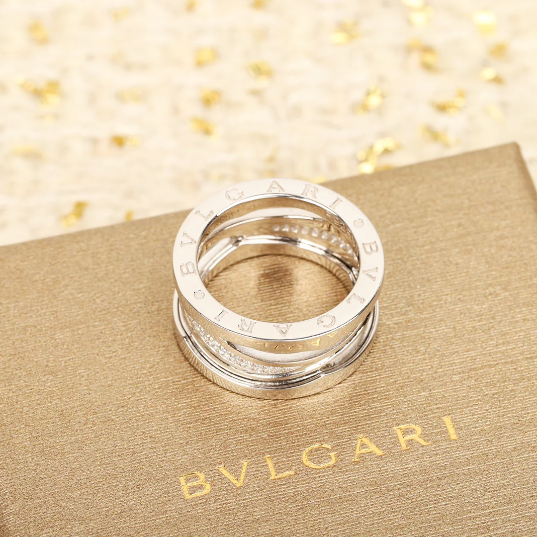 Кольцо Bvlgari 009