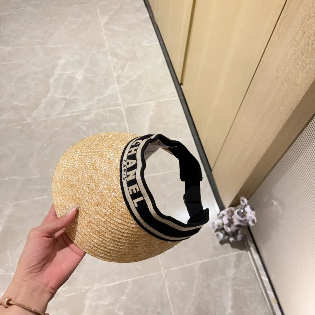 Новинка сезона весна/лето 2023 от Chanel - Соломенная шляпа с открытой шириной - Солнцезащитная шляпа - Черная