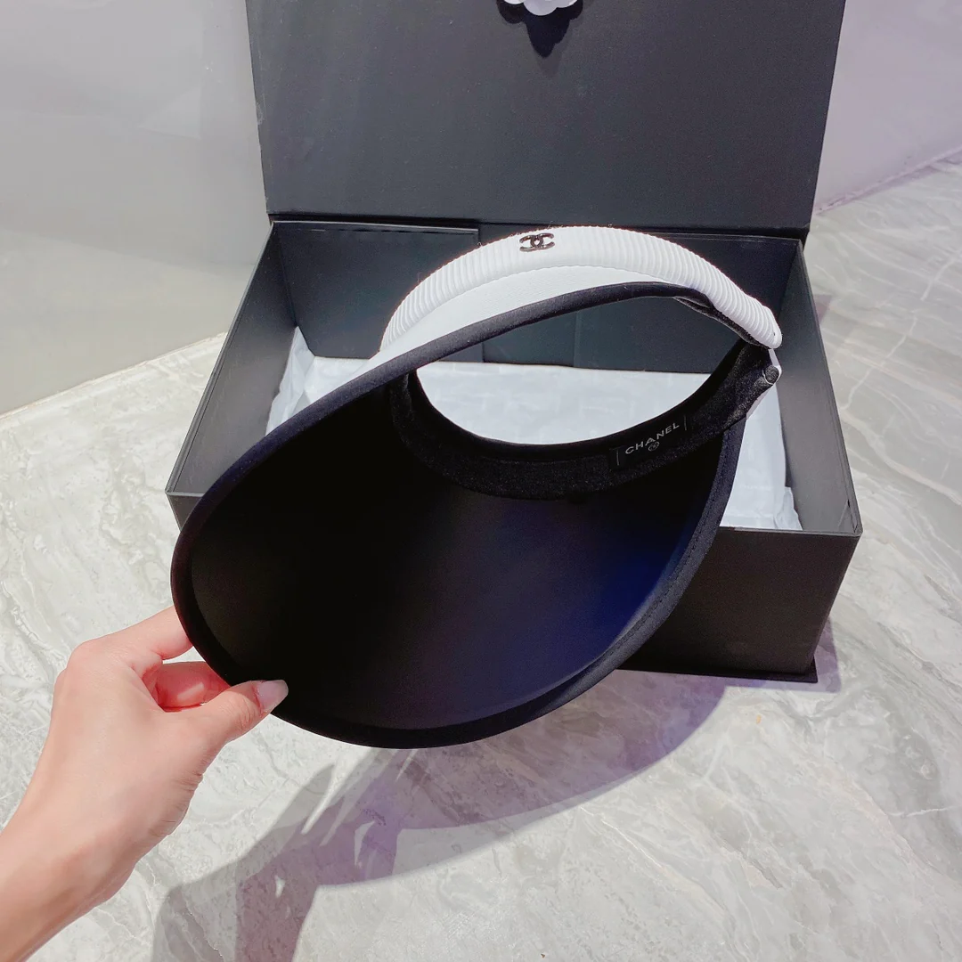 Солнцезащитная шляпа Chanel с открытым верхом - 6