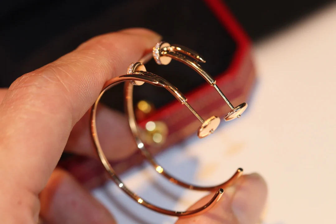 Cartier - Серьги-гвоздики - С половиной бриллианта