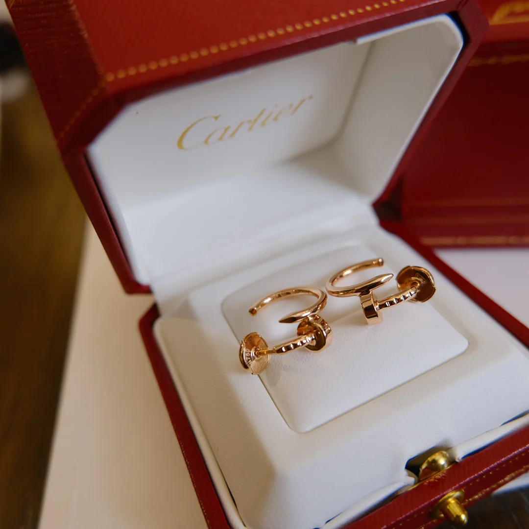 Серьги Cartier 010