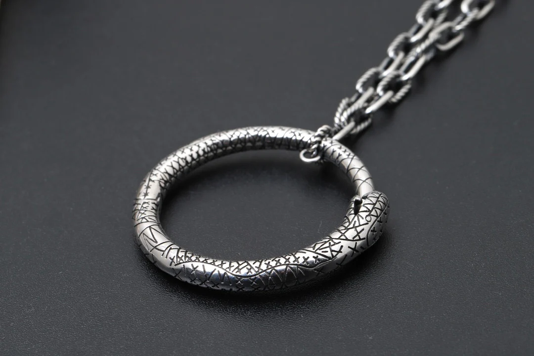 Gucci - Колье 054