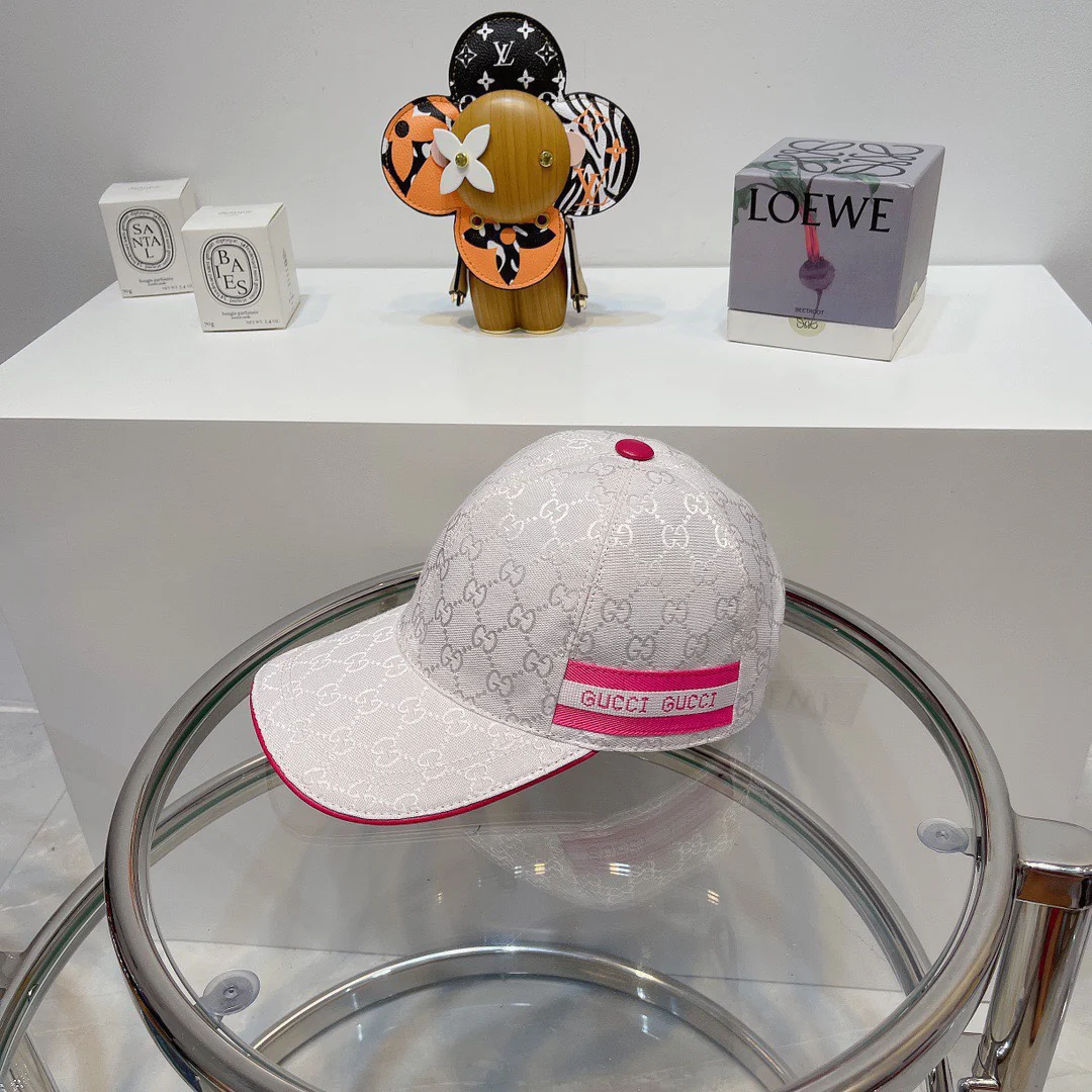 Gucci - Новая бейсболка с вышитой двойной буквой G - Белая