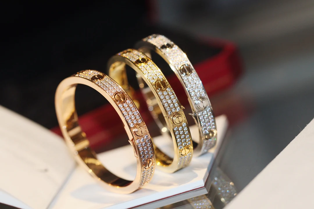 Широкий браслет Cartier ?Звездное небо? — 1 шт.