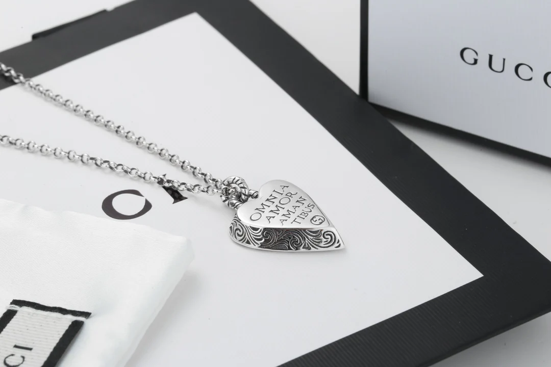 Gucci - Колье 032