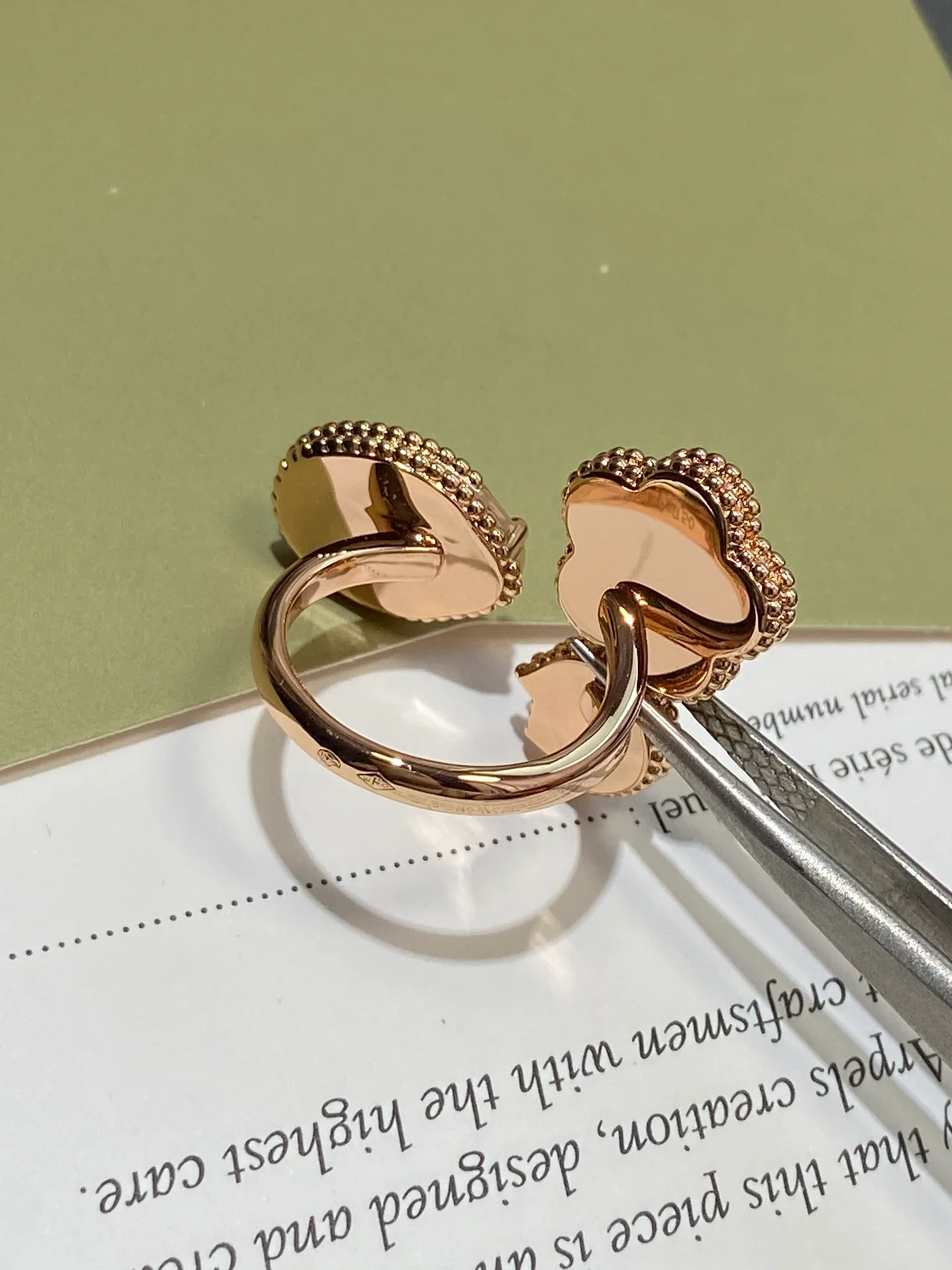 Ван Век - Кольцо 008