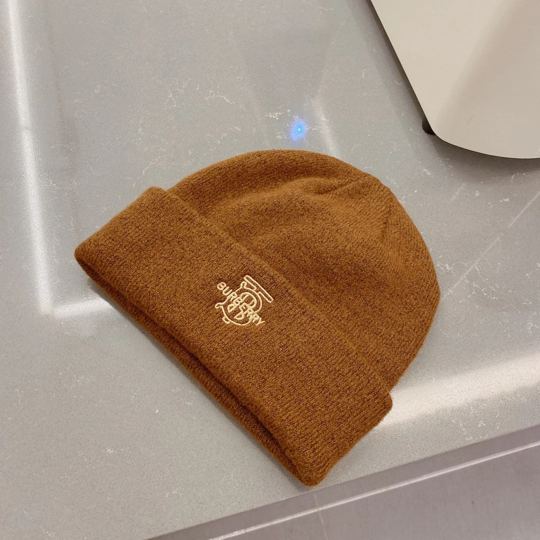 Вязаная шерстяная шапка Burberry TB — коричневая