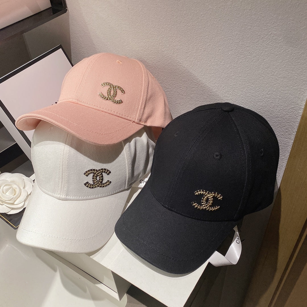 Chanel - Черная бейсболка