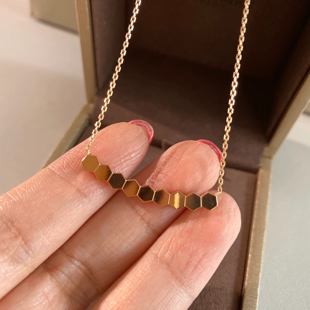 Колье Chaumet 3-9-43 см