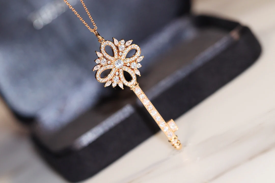 Колье Tiffany 080