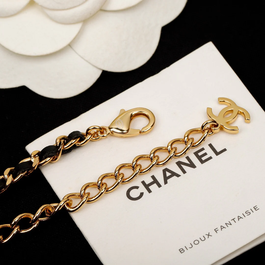 Chanel - Колье 379