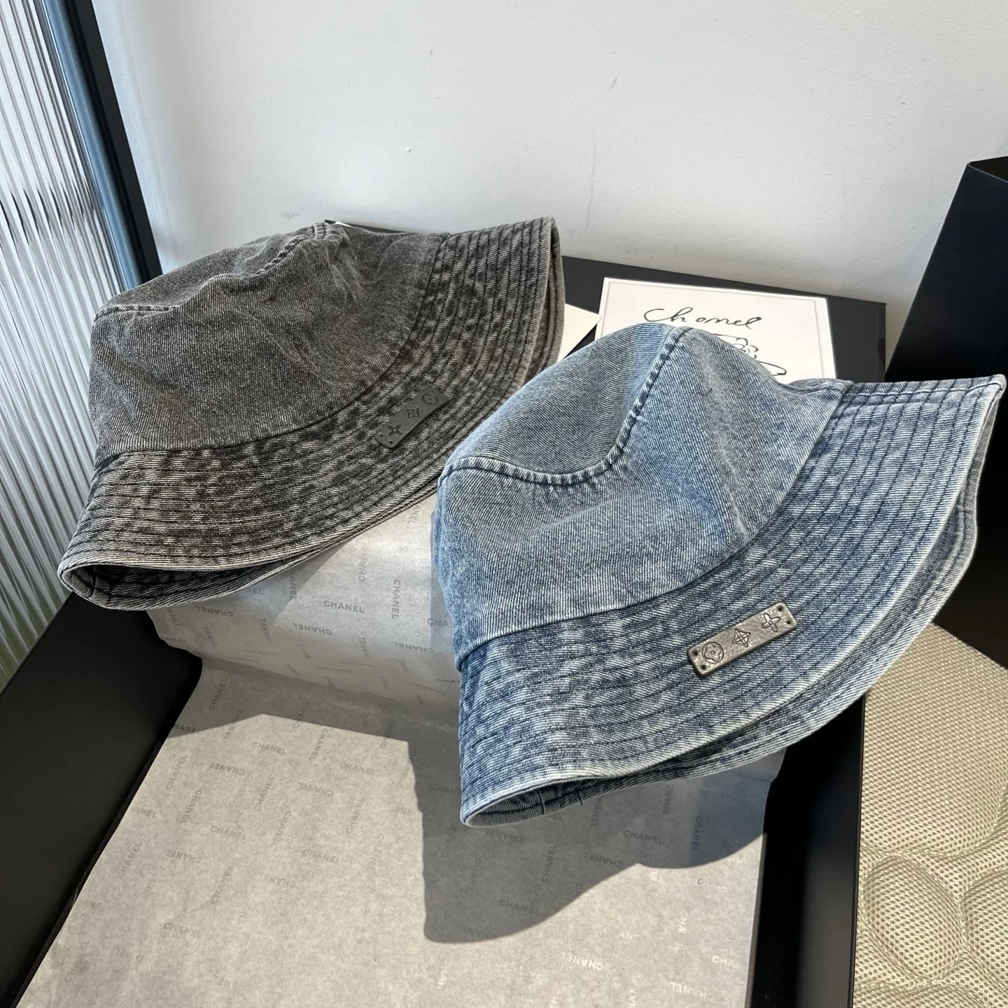 LV - Простая джинсовая панама