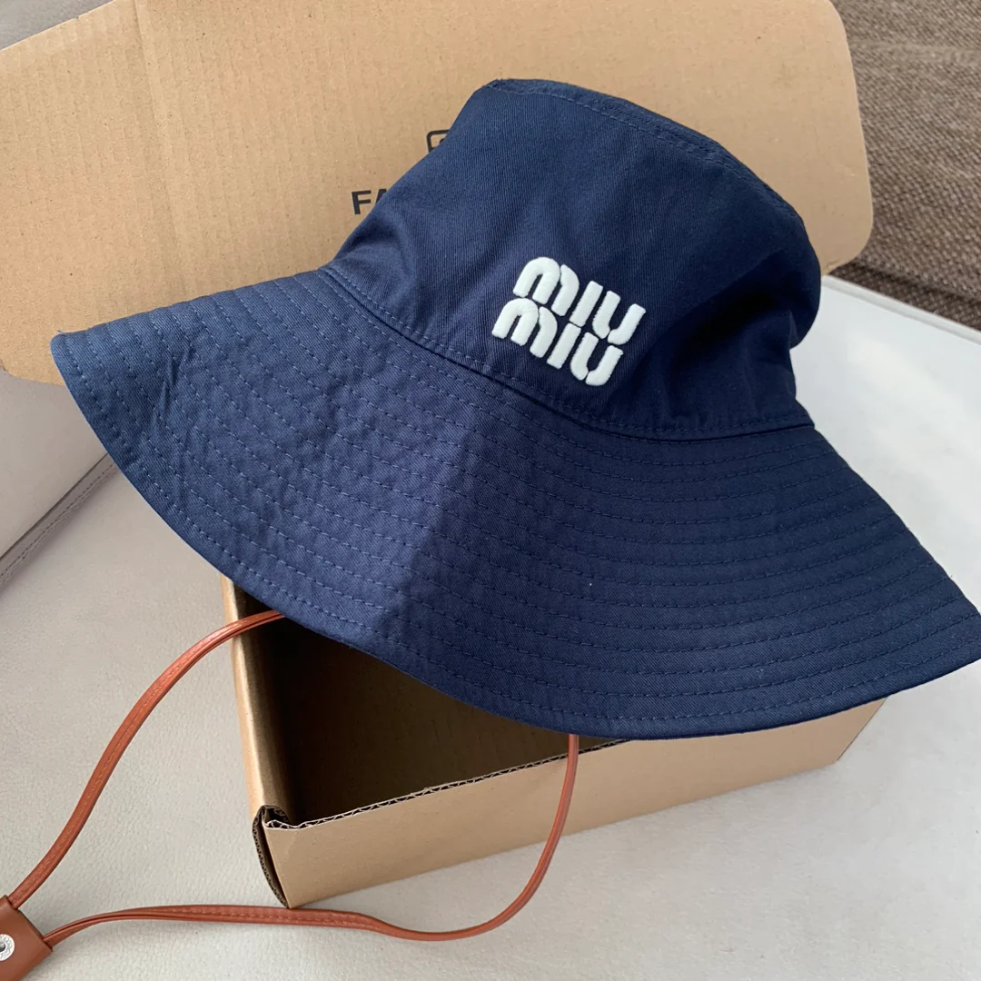 Классическая солнцезащитная шляпа Miu Miu на завязках - синяя