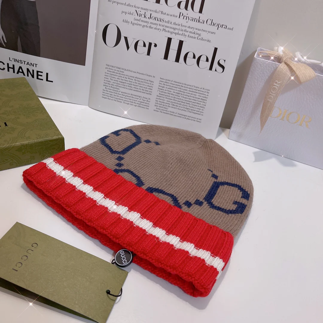 Gucci - Вязаная шапка на резинке - Абрикосово-красная