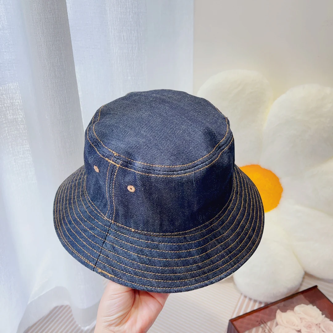 Burberry - Ковбойская панама