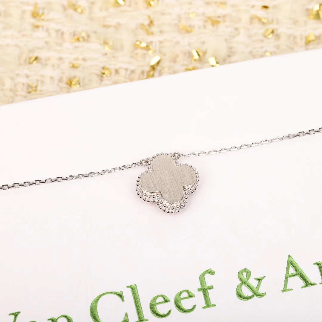 Van Vek - Колье 090