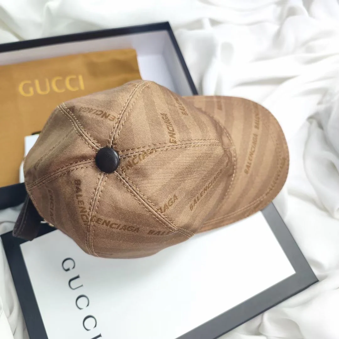 Полосатая бейсболка Balenciaga - хаки