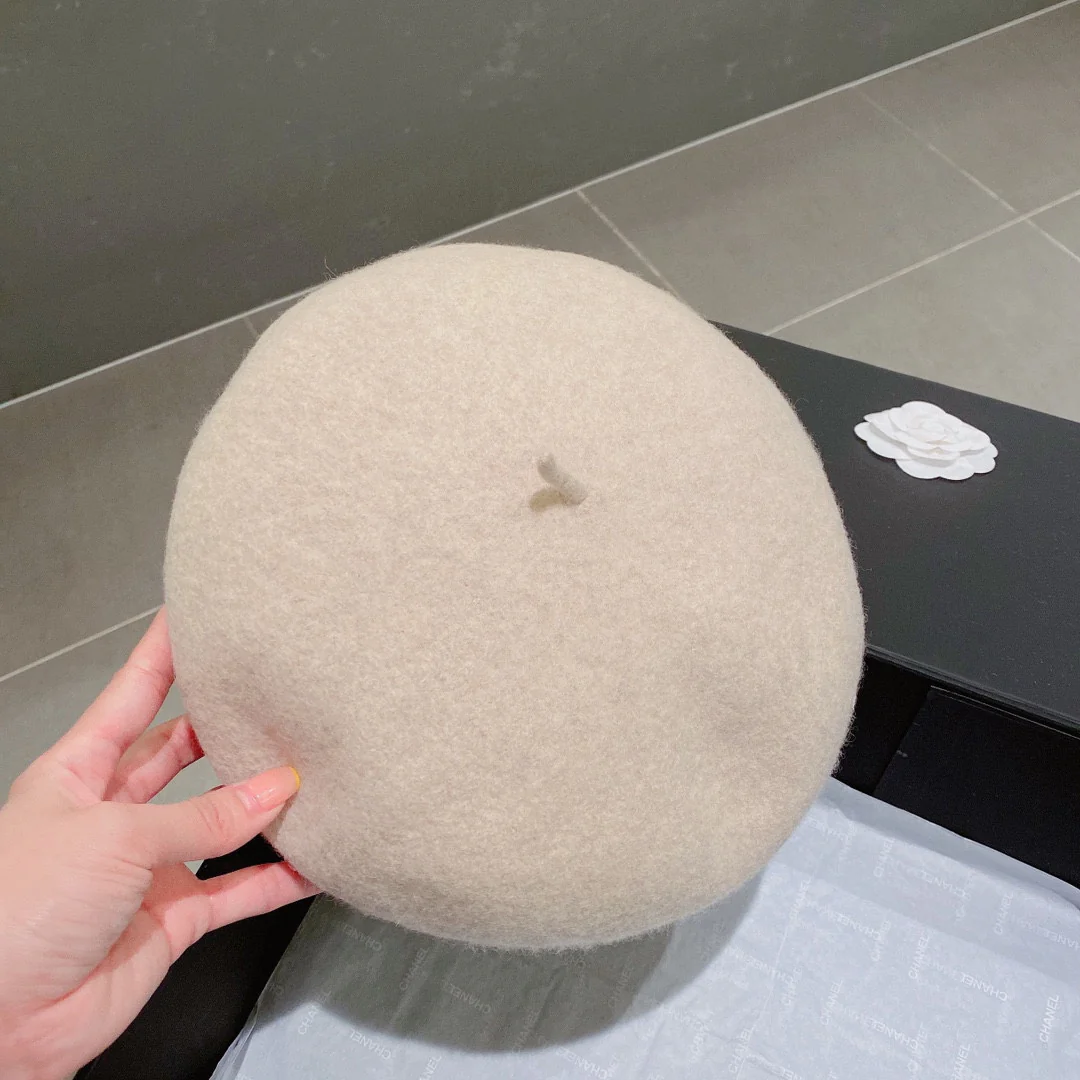 Шерстяной берет Burberry - бежевый