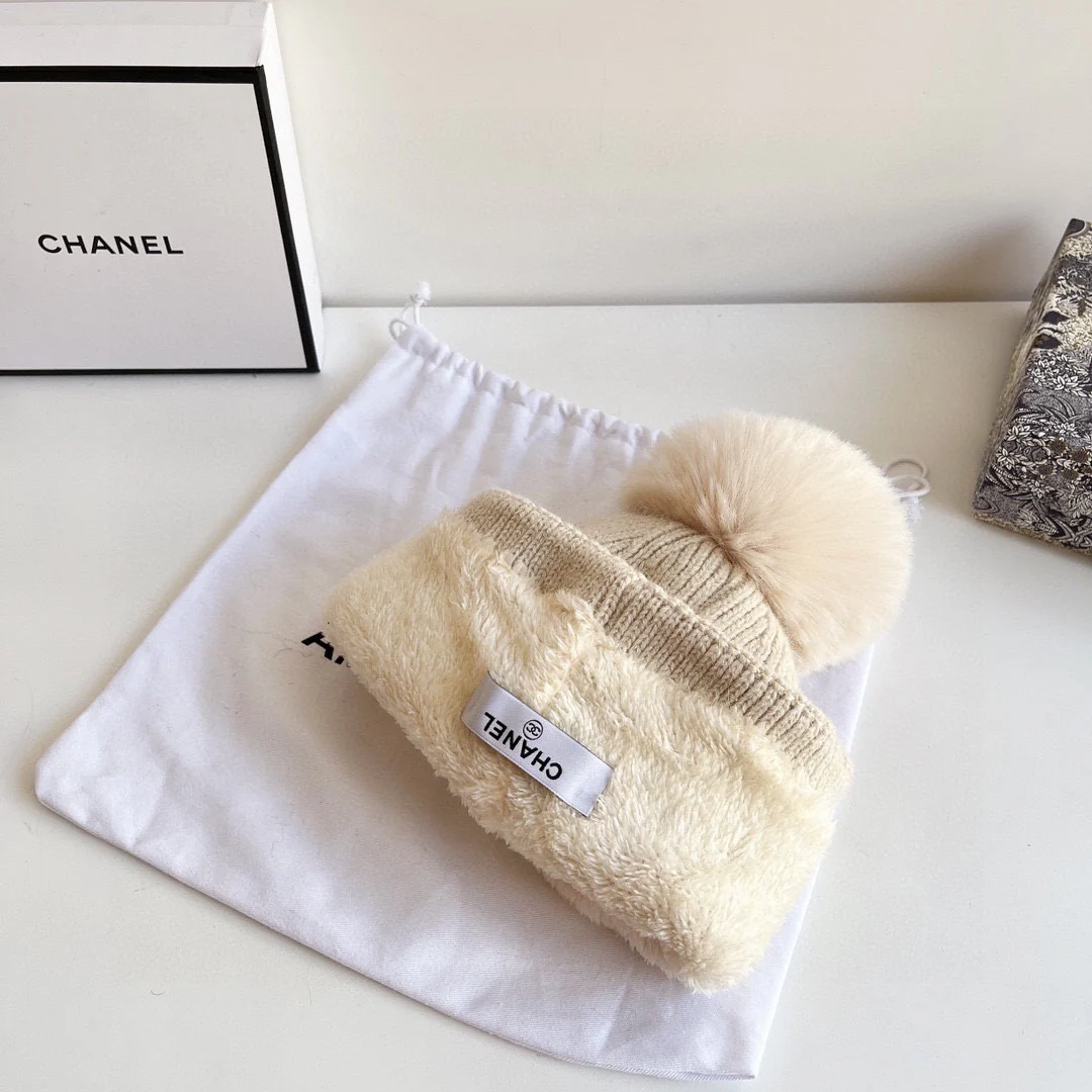 Chanel - Вязаная шапка - Бежевая