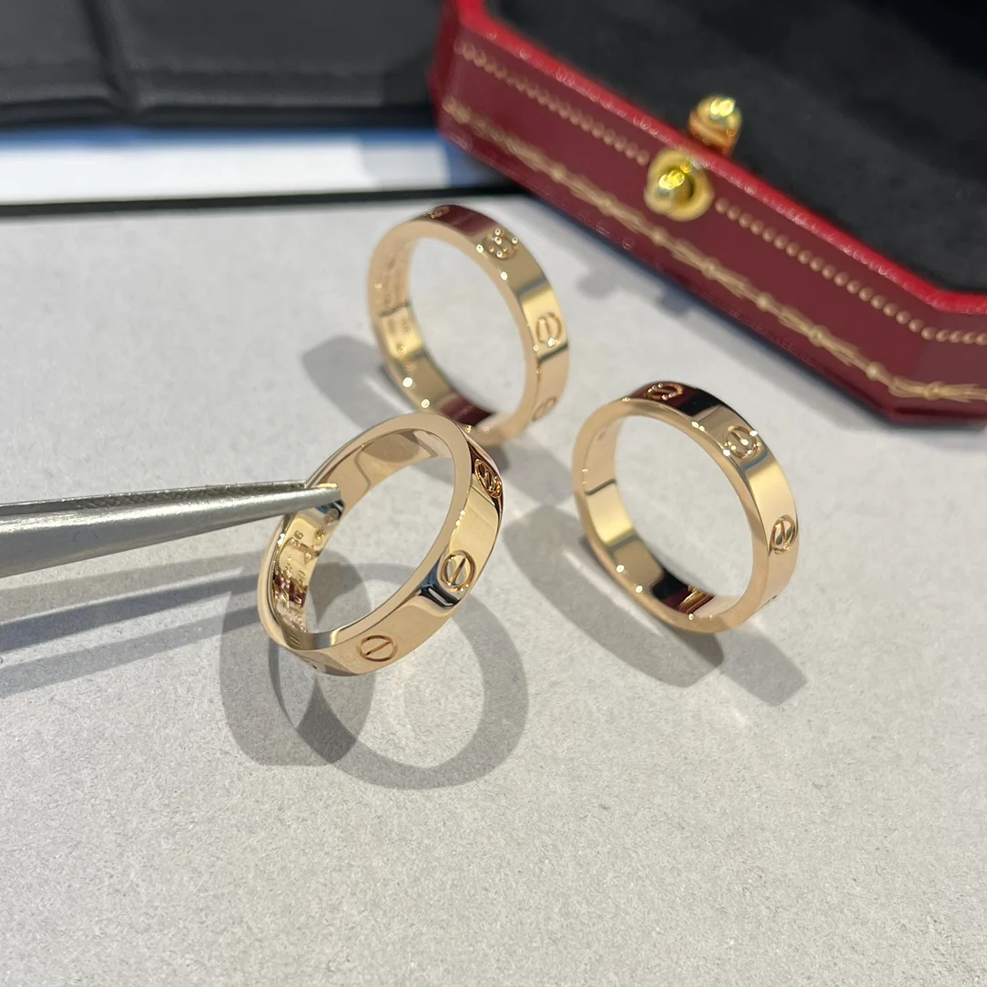 Кольцо Cartier 017