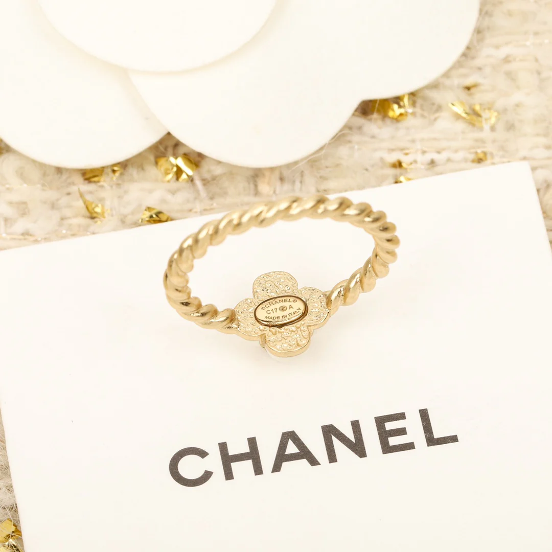 Кольцо Chanel 048