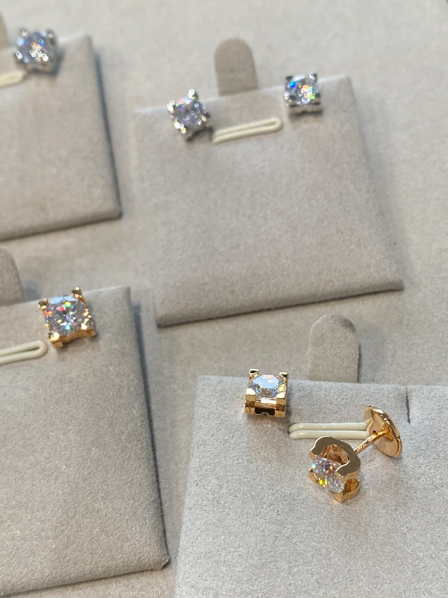 Серьги Cartier 020