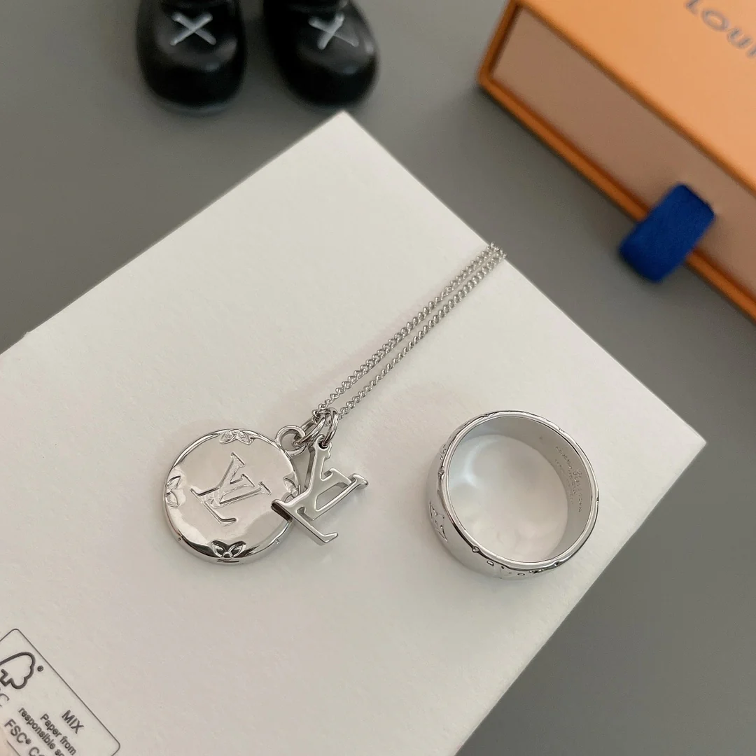 LV-Ожерелье 083