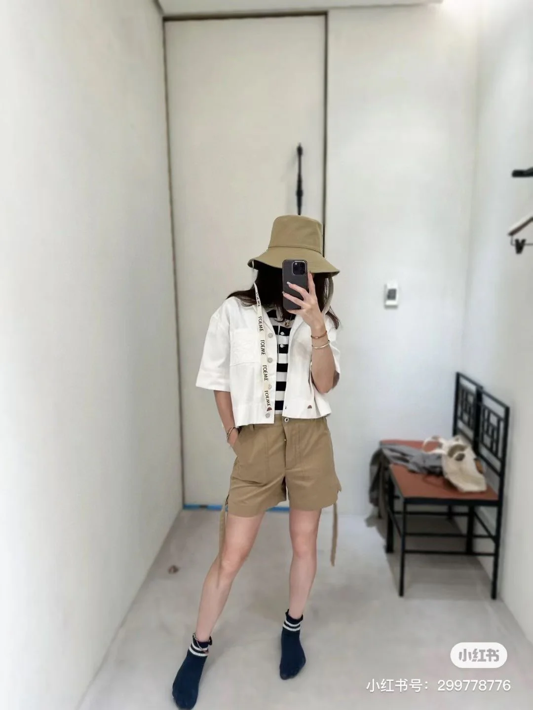 LOEWE - Стильная солнцезащитная шляпа с кожаным узором - зеленая