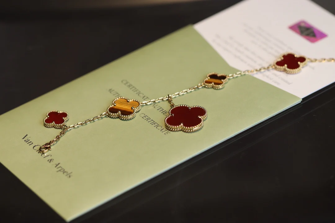 Van Vek - Браслет 073