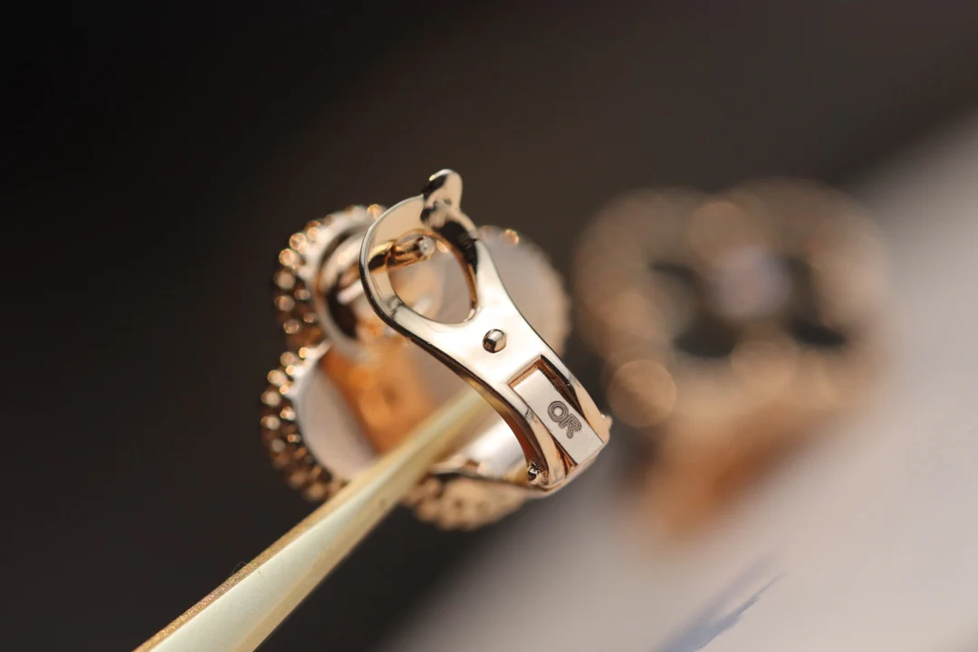 Серьги VCA 060