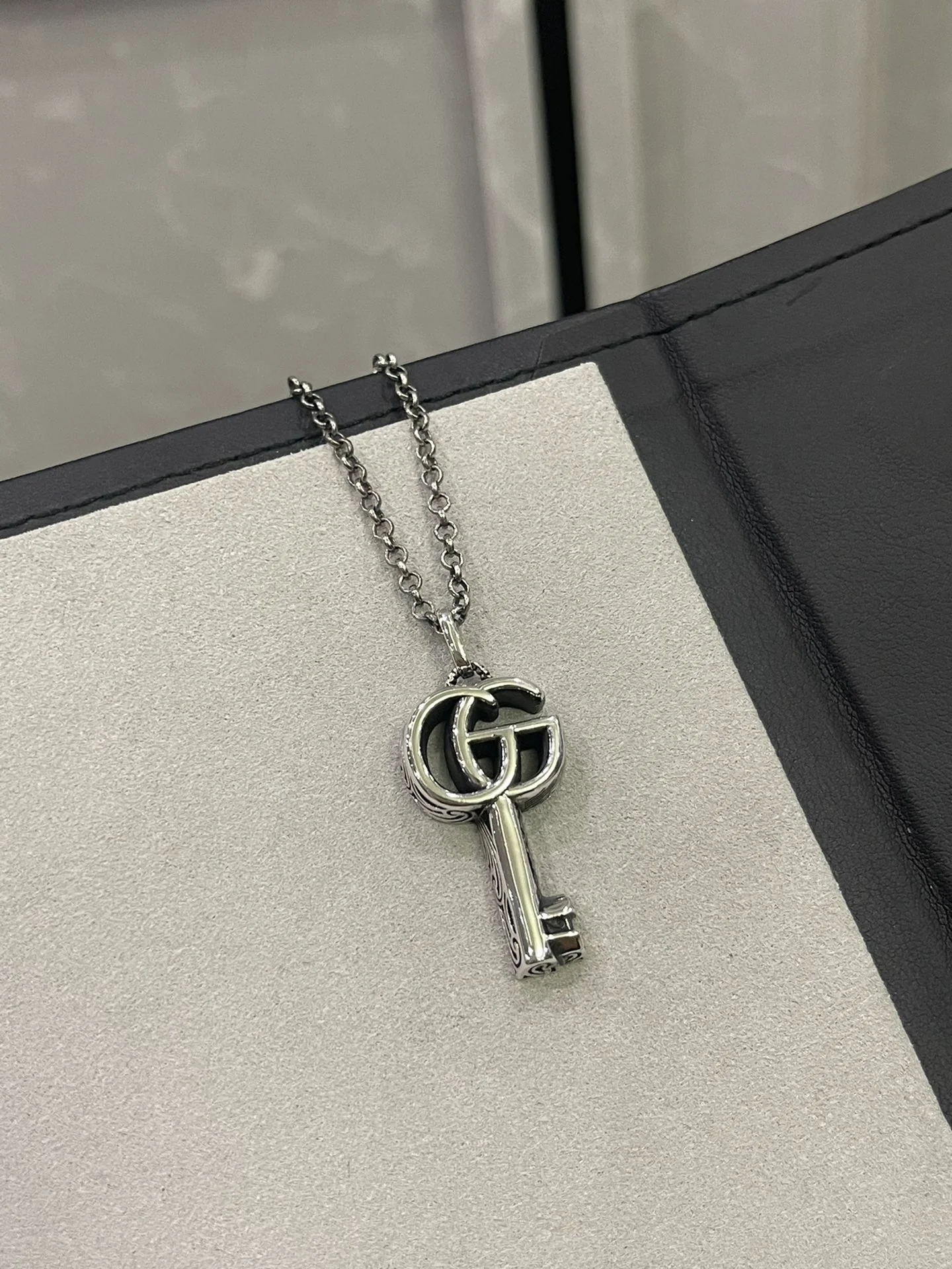 Gucci - Колье 043