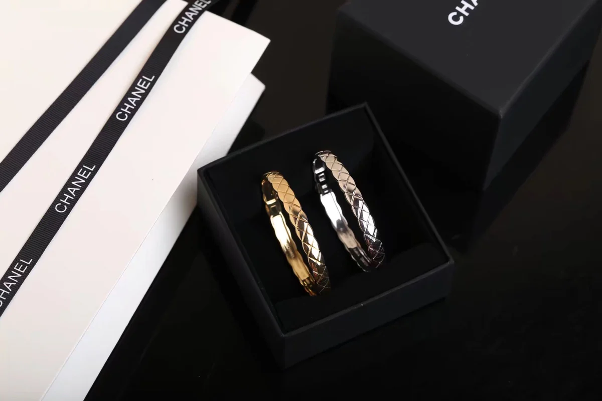 Браслет Chanel 109