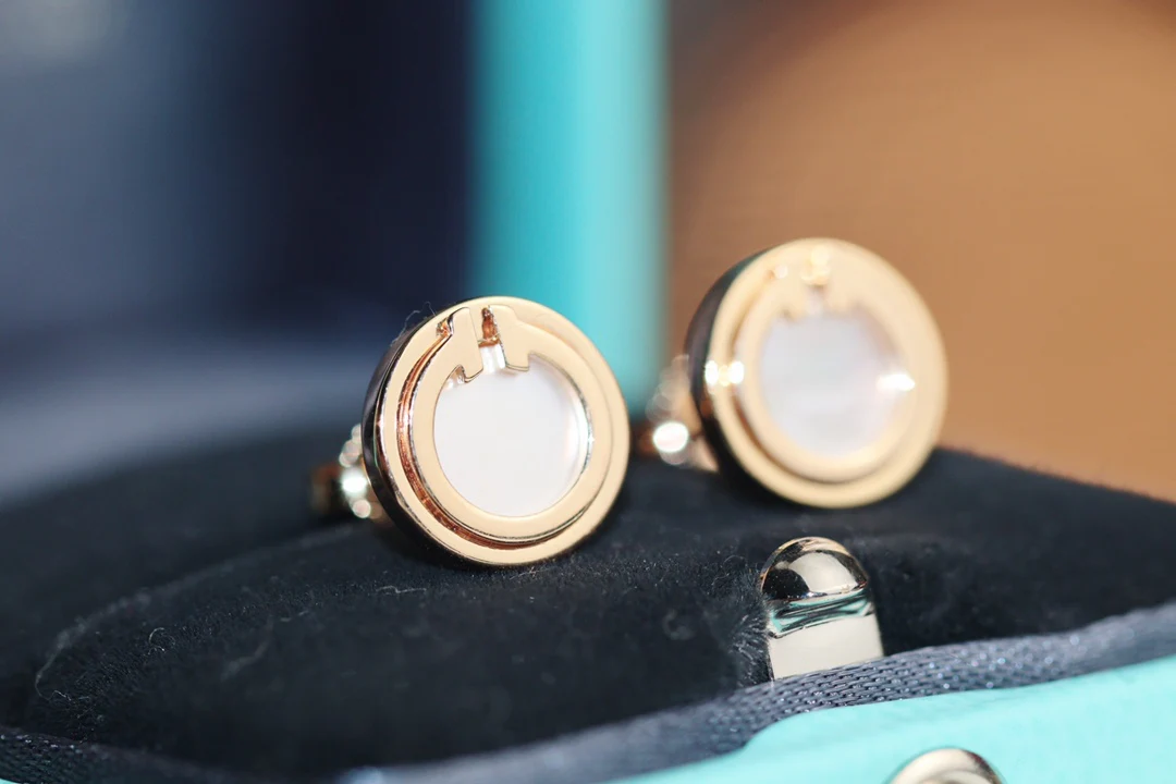 Серьги Tiffany - застежки-гвоздики - 1 шт.