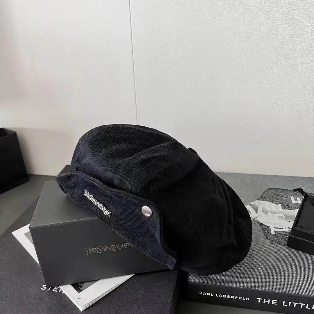 Кепка Balenciaga Cloud Newsboy - Черный