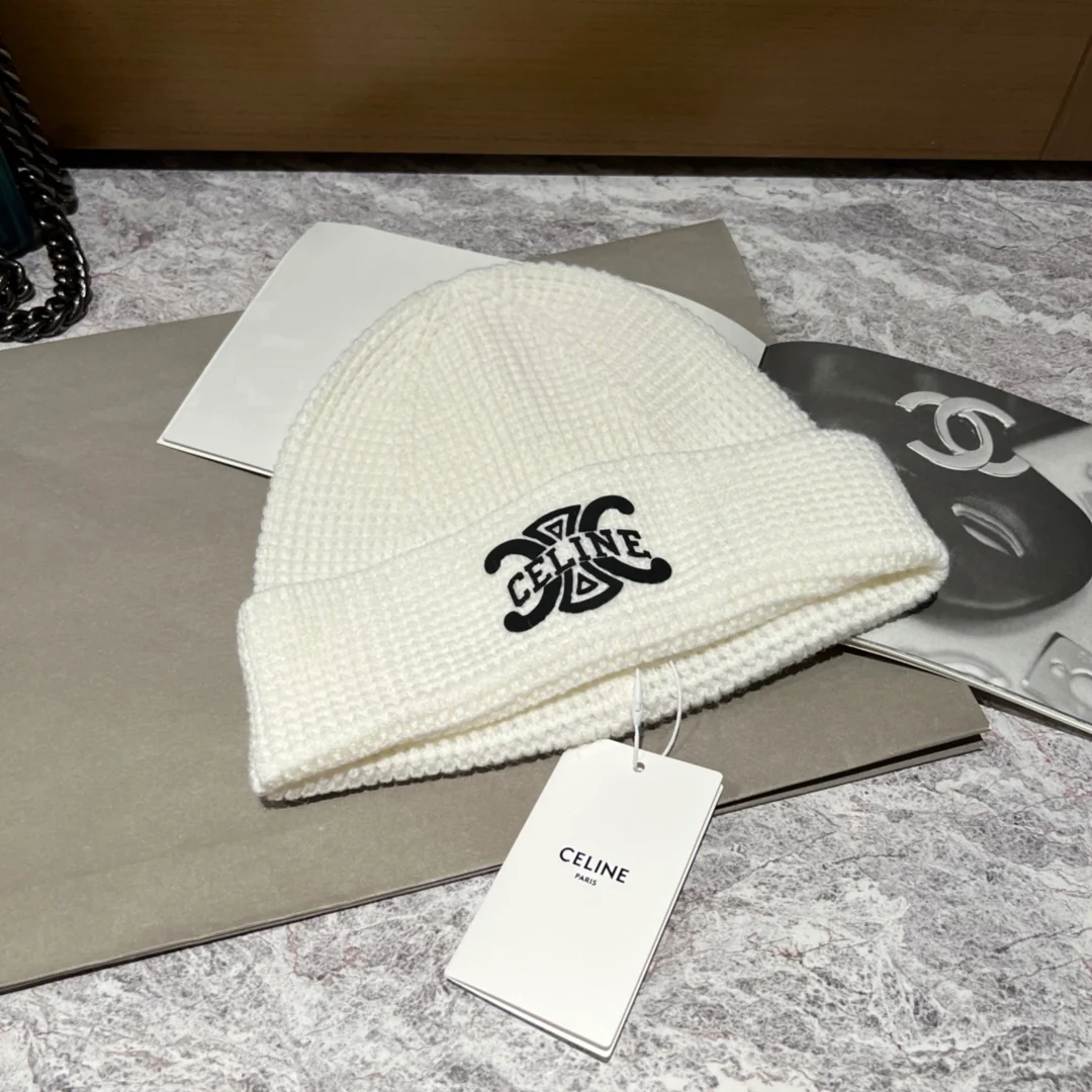 Вязаная шапка Celine - 1